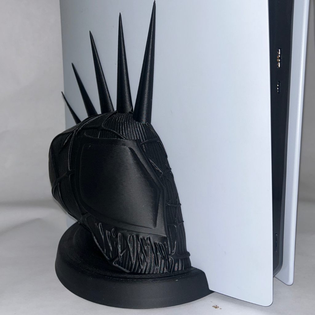 Exclusive Punk Spiderman Stand – 3D Printed Marvel Collectible with a Rebellious Twist for Fans & Decor