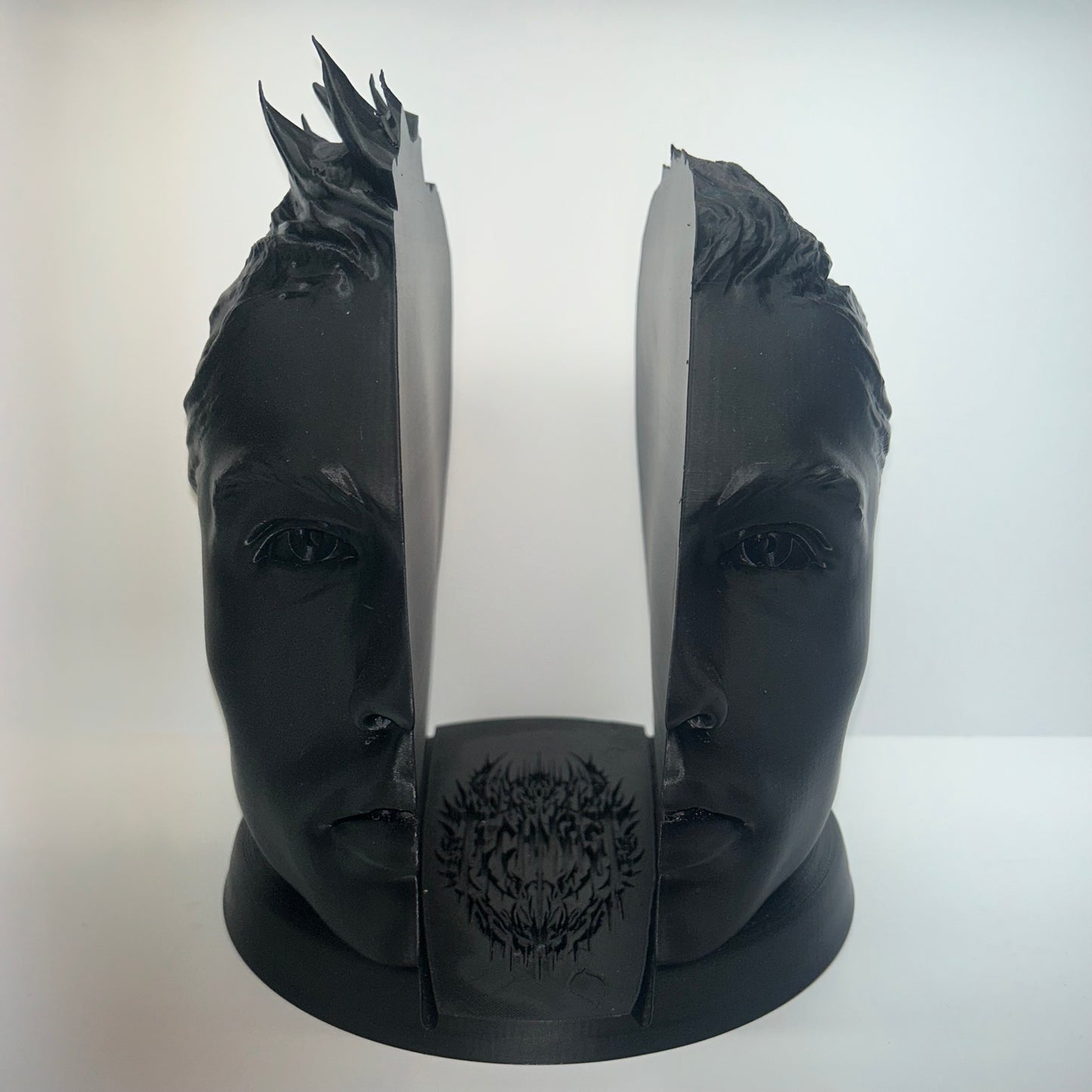Exclusive Christiano Ronaldo Stand – 3D Printed Football Collectible for Fans & Decor